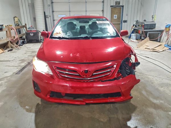 2013 TOYOTA COROLLA