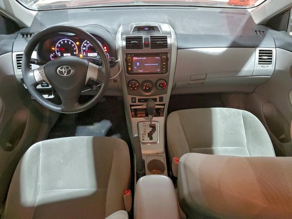 2013 TOYOTA COROLLA