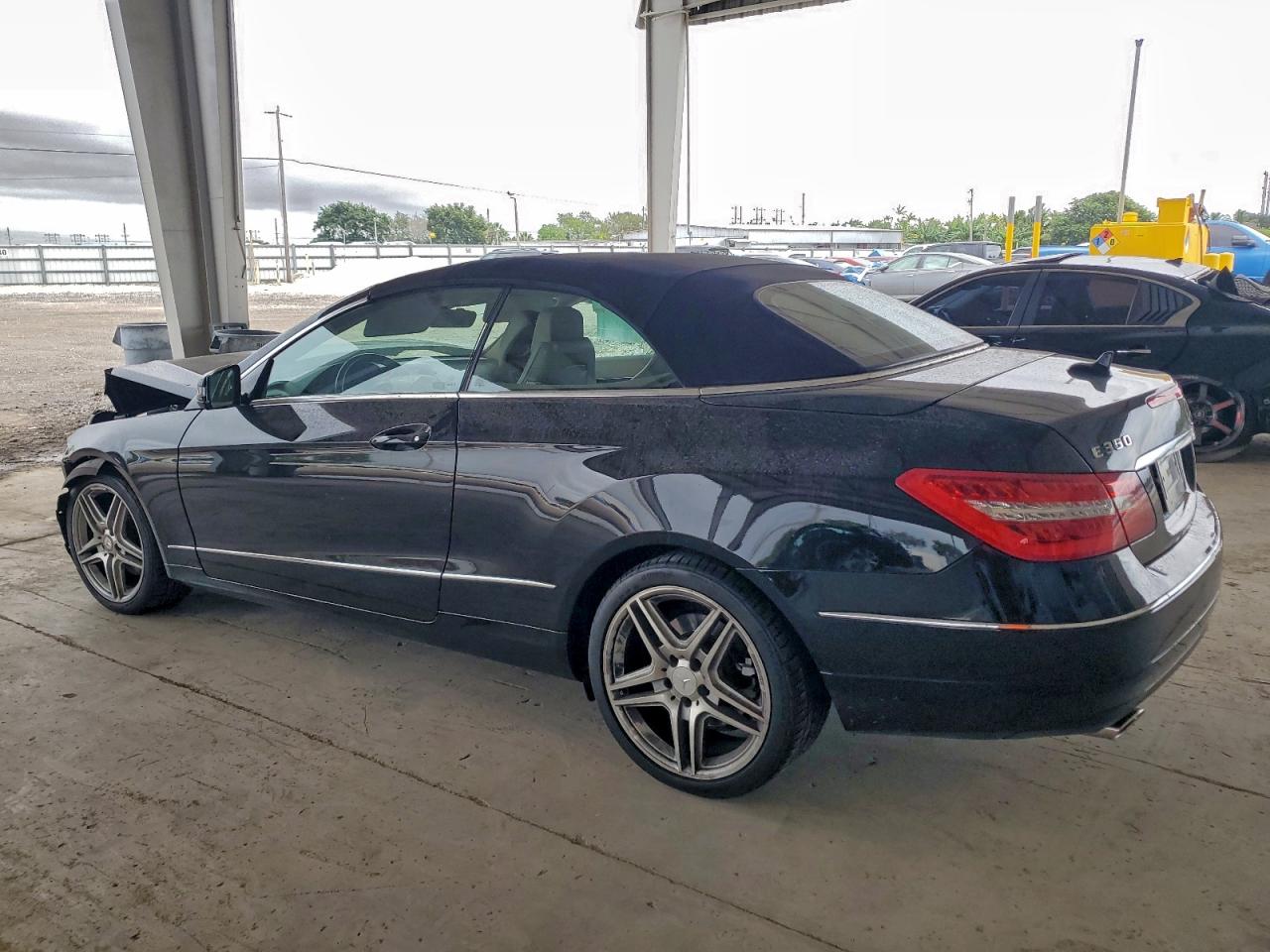 2011 MERCEDES-BENZ E E350