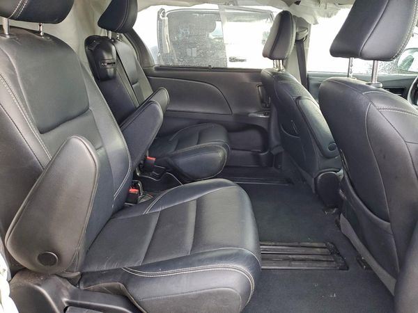 2020 TOYOTA SIENNA S grade