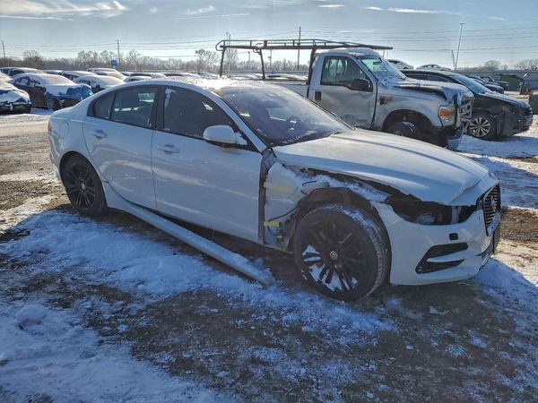 2020 JAGUAR XE