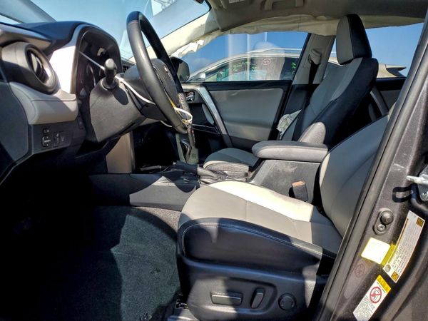 2017 TOYOTA RAV4