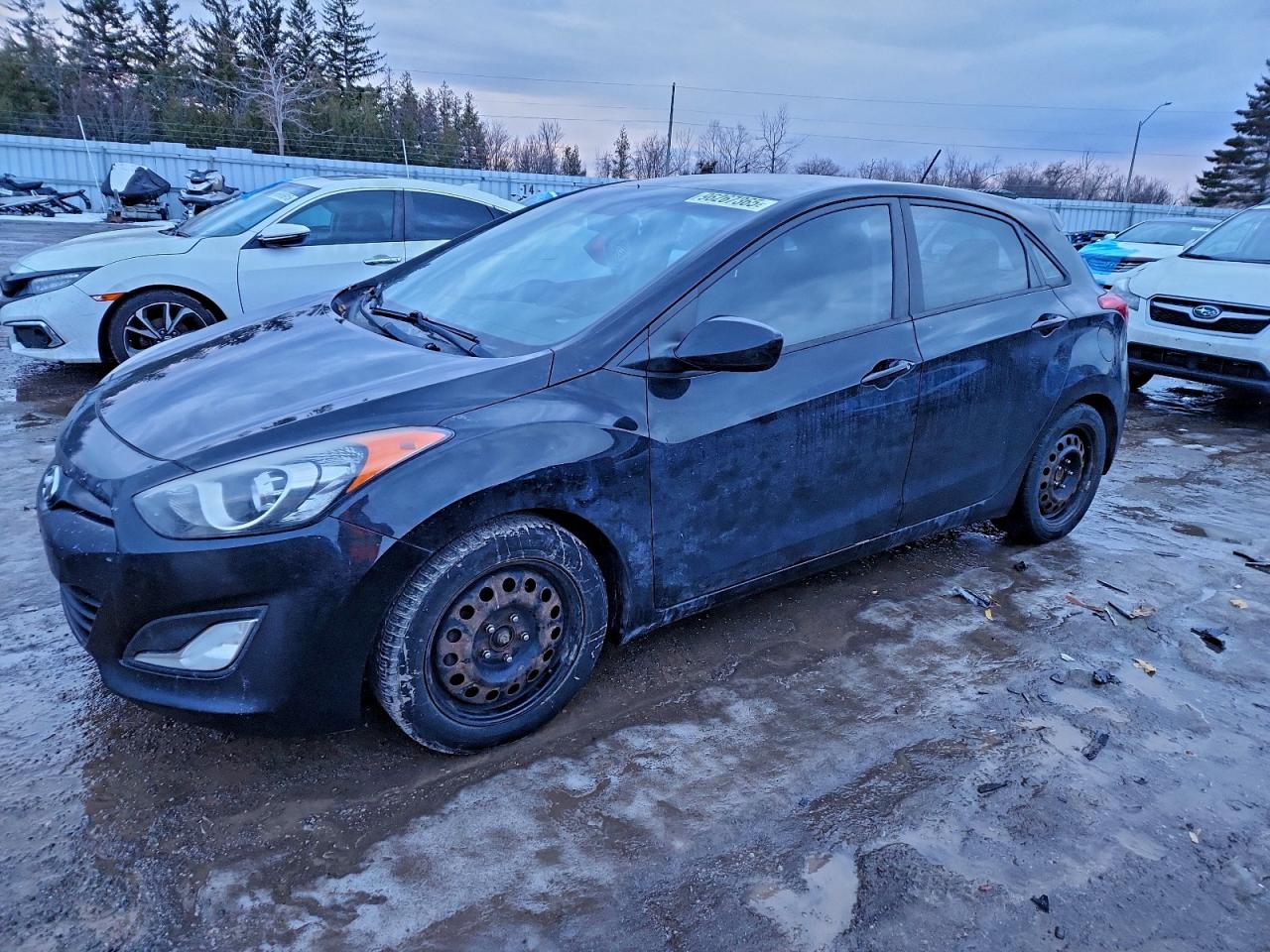2014 HYUNDAI ELANTRA STD, Style, Tech — Front 3/4