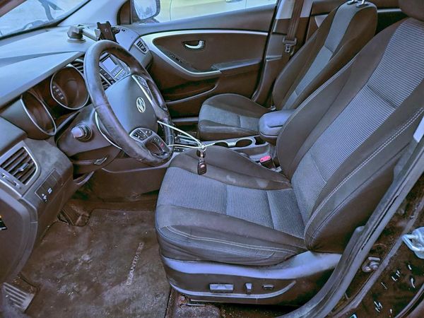 2014 HYUNDAI ELANTRA STD, Style, Tech — DENT