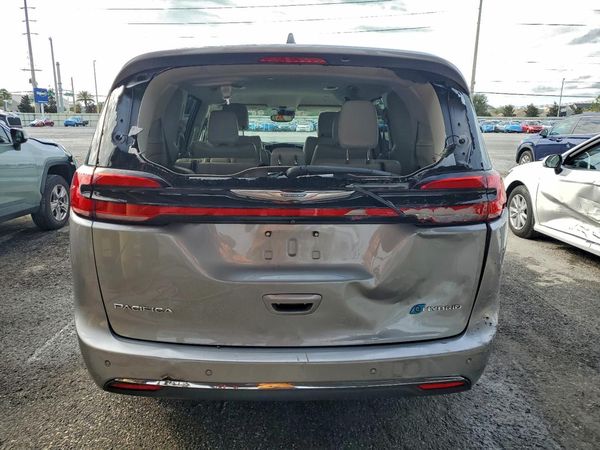 2021 CHRYSLER PACIFICA