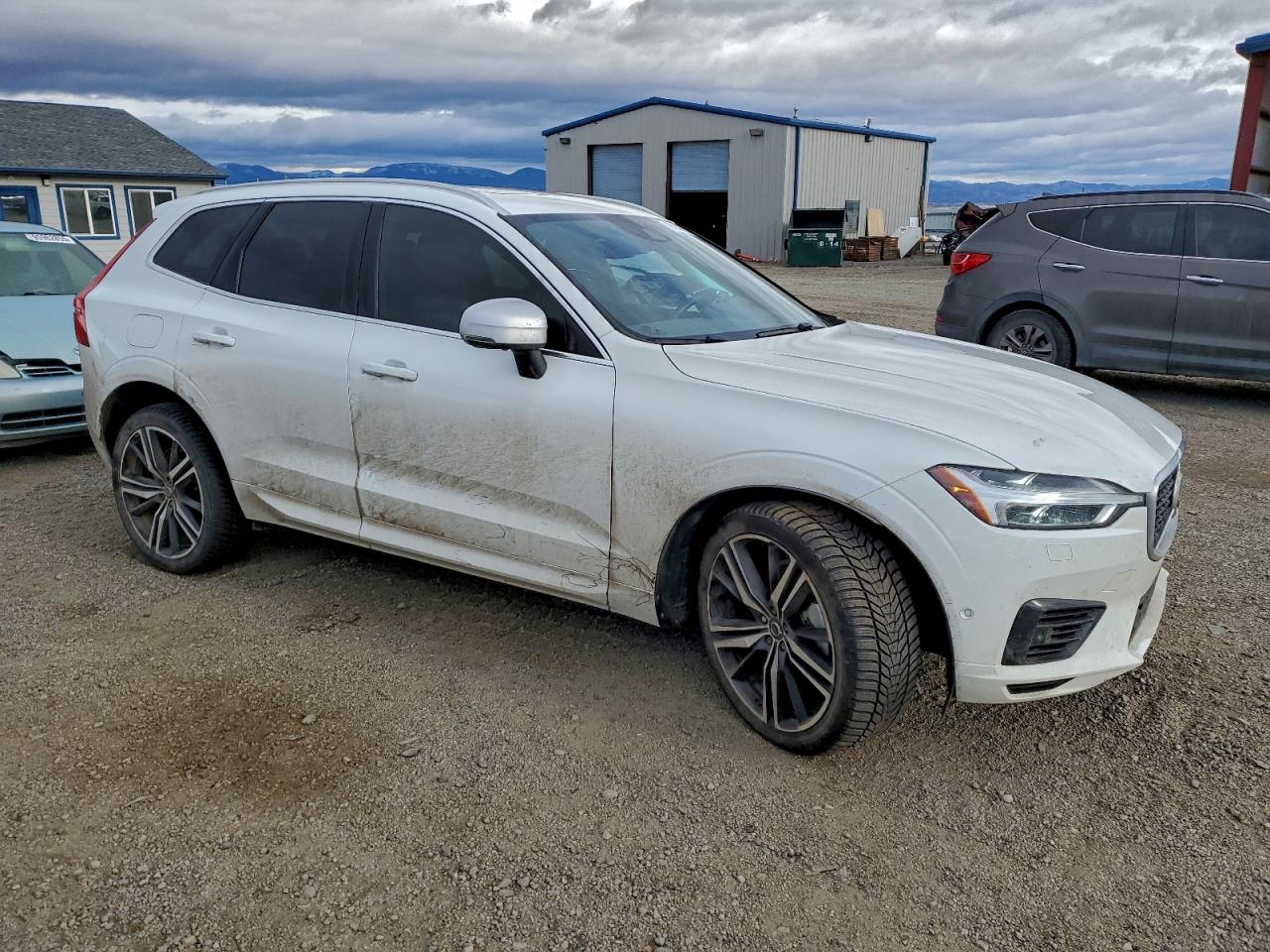 2019 VOLVO XC60 R-Design