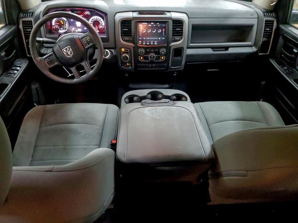 2020 RAM 1500 CLASSIC