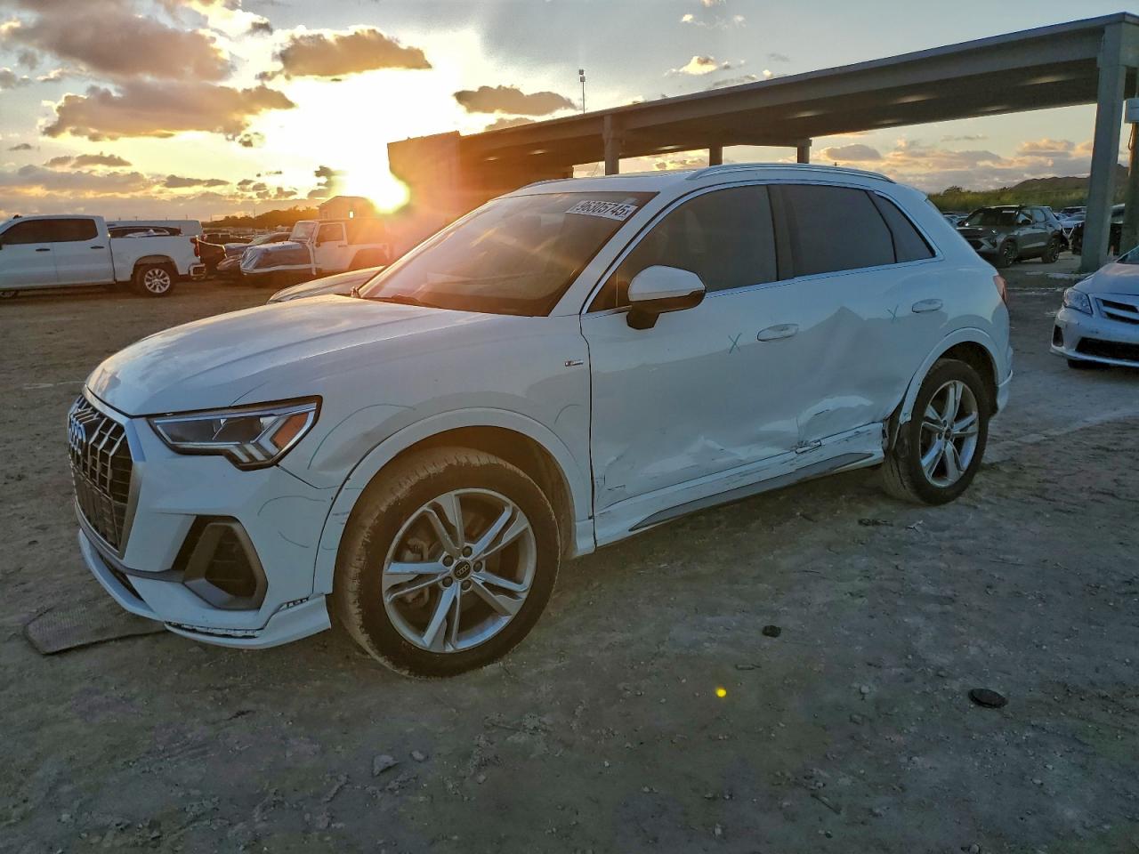2023 AUDI Q3 S Line quattro Premium