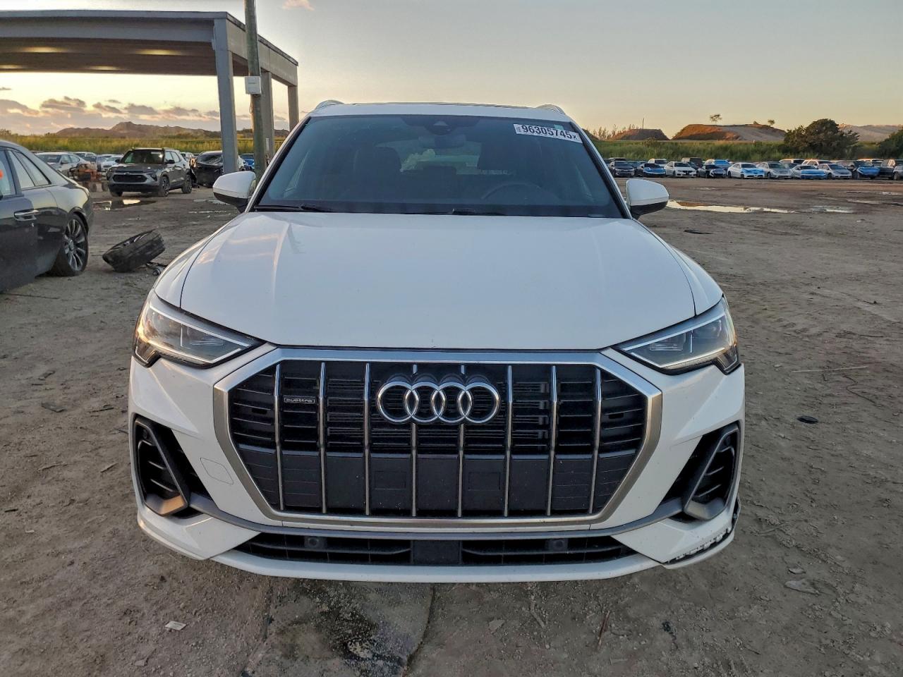 2023 AUDI Q3 S Line quattro Premium