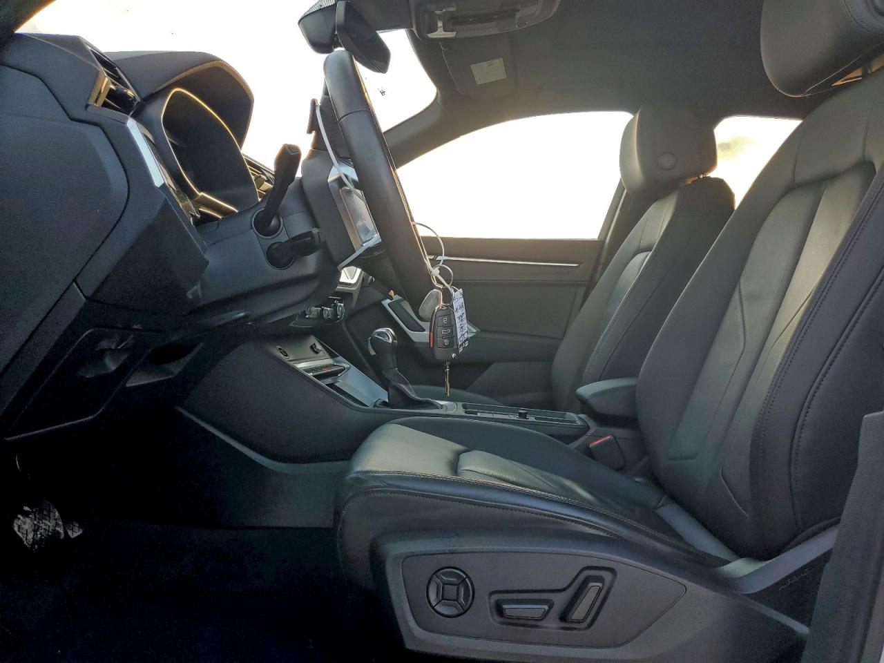 2023 AUDI Q3 S Line quattro Premium