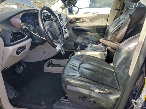 2017 CHRYSLER PACIFICA Touring L Plus