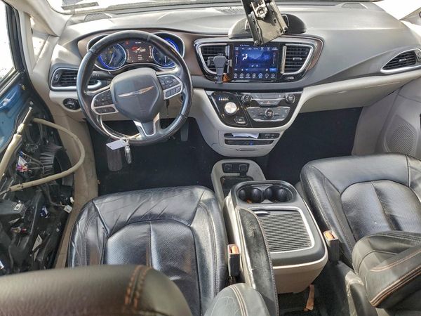 2017 CHRYSLER PACIFICA Touring L Plus