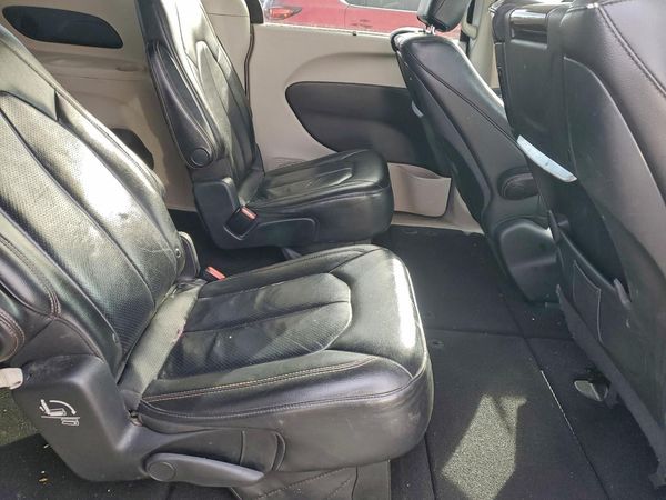 2017 CHRYSLER PACIFICA Touring L Plus