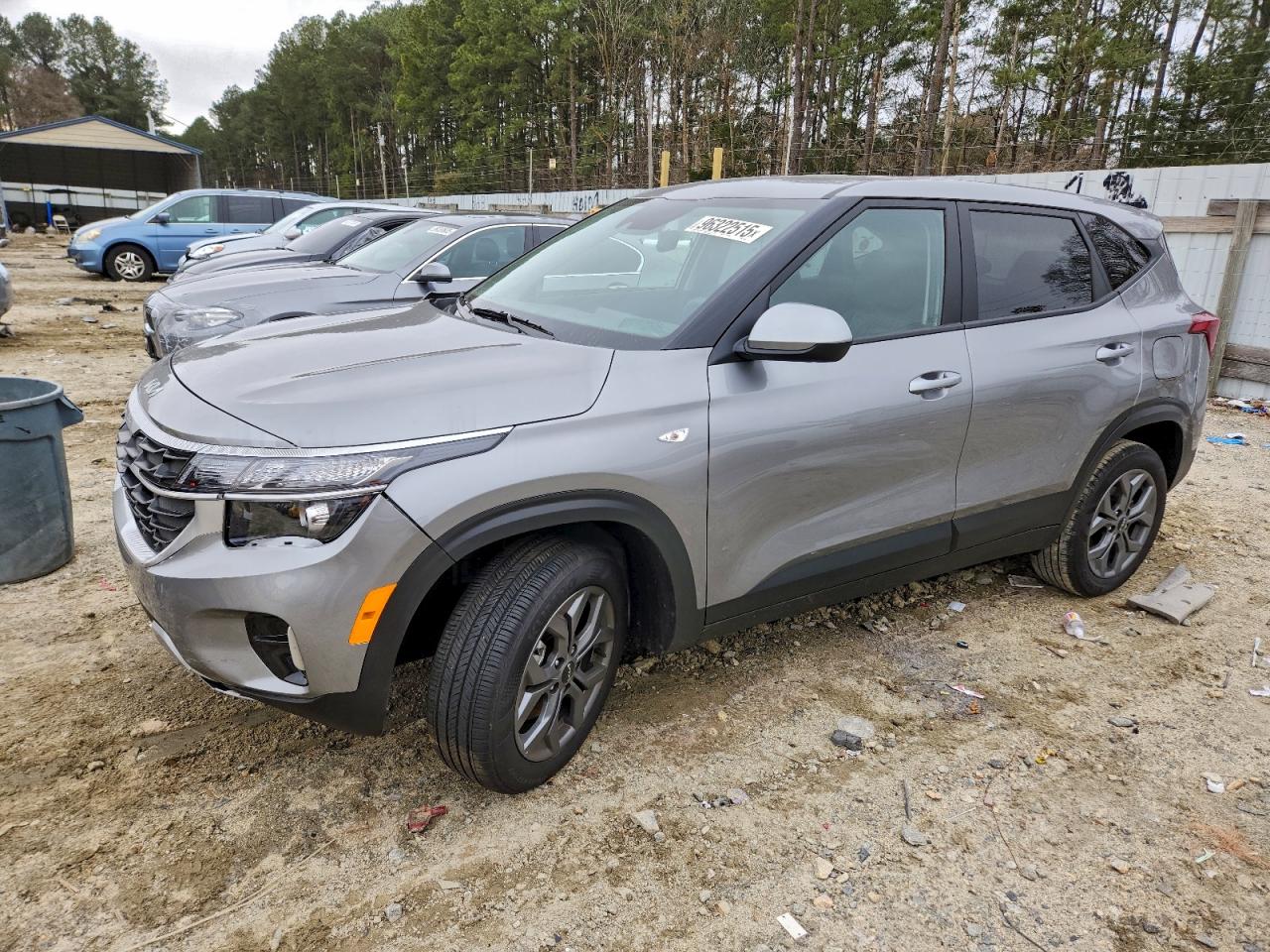 2025 KIA SELTOS LX