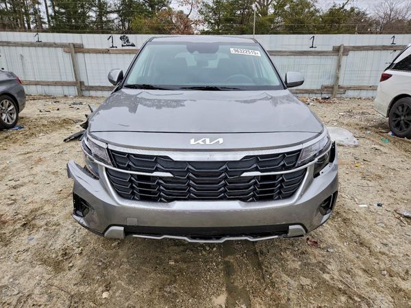 2025 KIA SELTOS LX