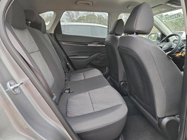 2025 KIA SELTOS LX