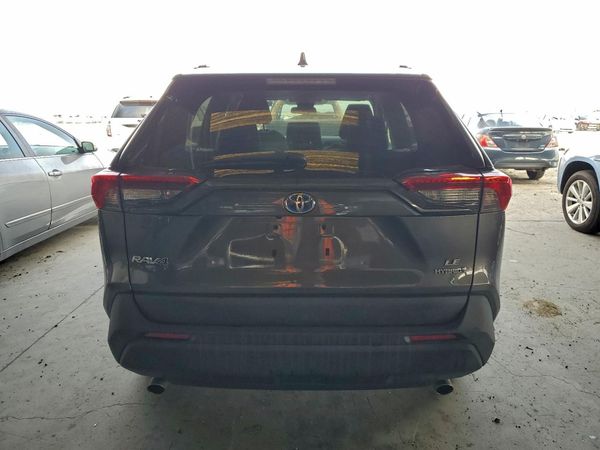 2022 TOYOTA RAV4 LE