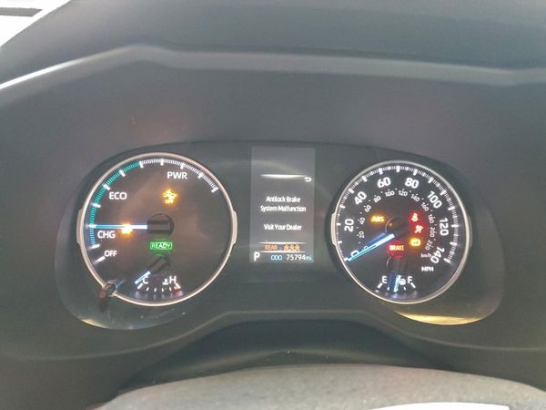 2022 TOYOTA RAV4 LE