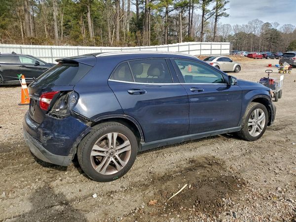 2018 MERCEDES-BENZ GLA