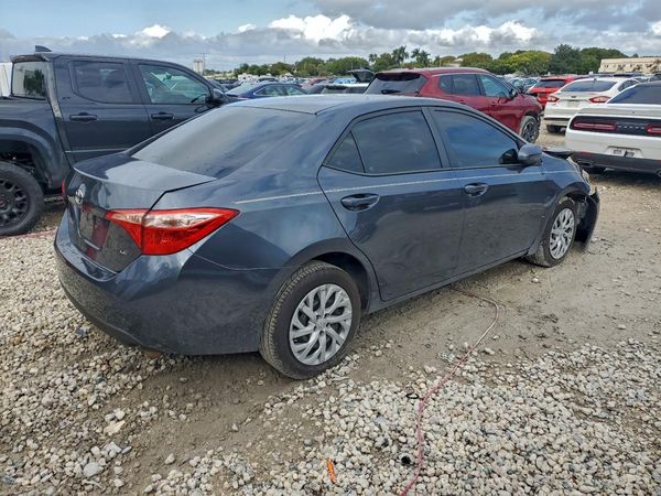 2018 TOYOTA COROLLA