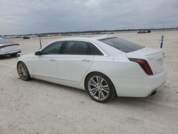 2017 CADILLAC CT6