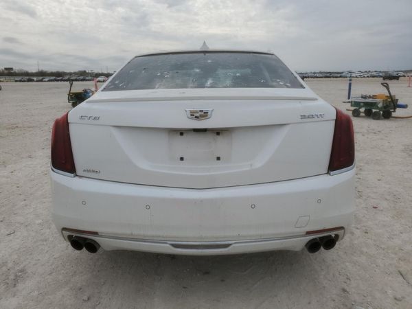 2017 CADILLAC CT6