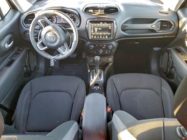 2023 JEEP RENEGADE LATITUDE 4X4