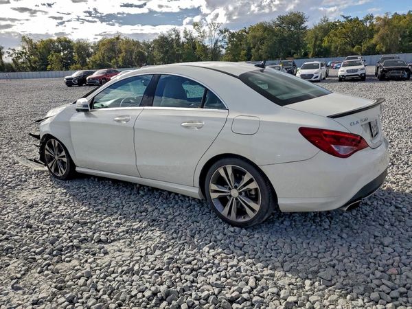 2015 MERCEDES-BENZ CLA CLA250