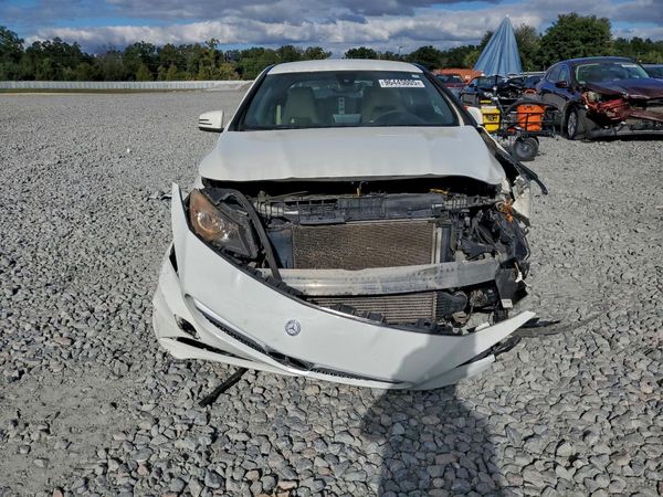 2015 MERCEDES-BENZ CLA CLA250