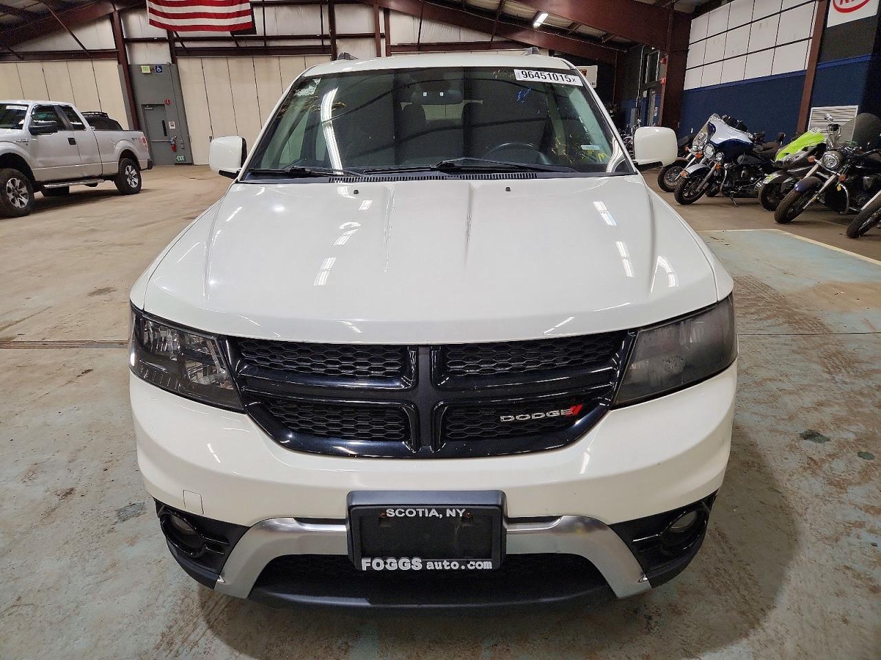 2018 DODGE JOURNEY Crossroad (M,U,C)