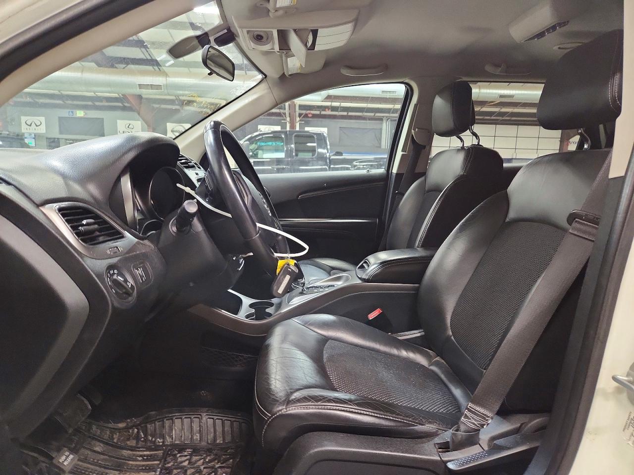 2018 DODGE JOURNEY Crossroad (M,U,C)