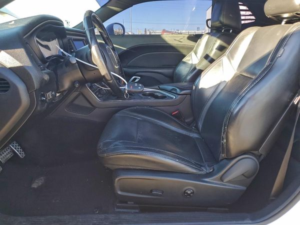2016 DODGE CHALLENGER SXT