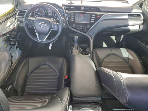 2018 TOYOTA CAMRY