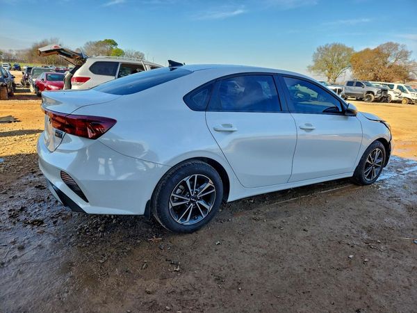 2024 KIA FORTE LX, LXS