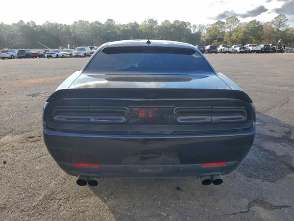 2016 DODGE CHALLENGER