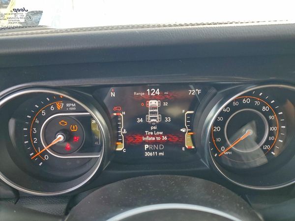 2022 JEEP WRANGLER Unlimited Sahara — ODOM