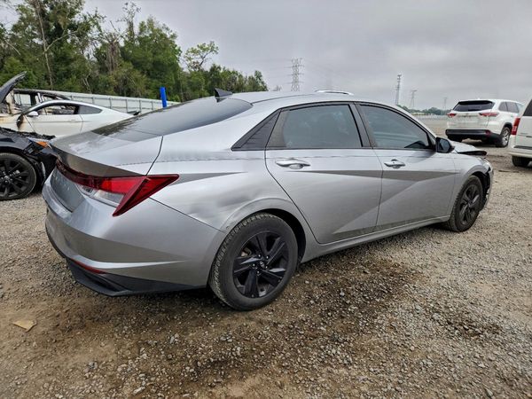 2021 HYUNDAI ELANTRA