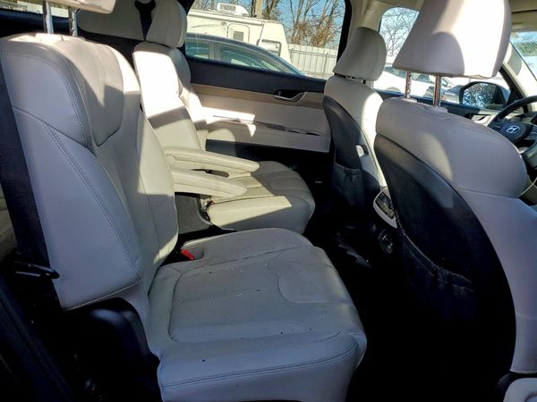 2020 HYUNDAI PALISADE SEL w/ Premium Pkg