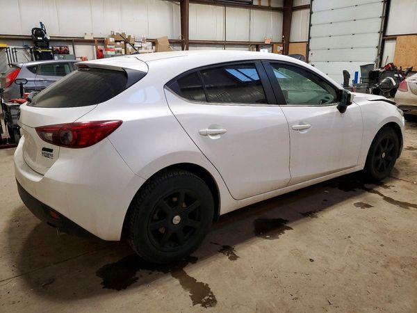 2016 MAZDA 3