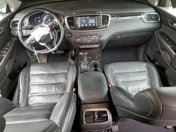 2017 KIA SORENTO