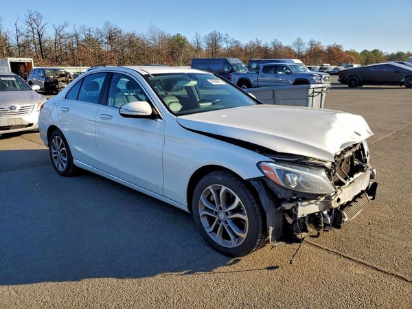 2015 MERCEDES-BENZ C