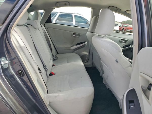 2015 TOYOTA PRIUS