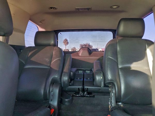 2012 CADILLAC ESCALADE Luxury