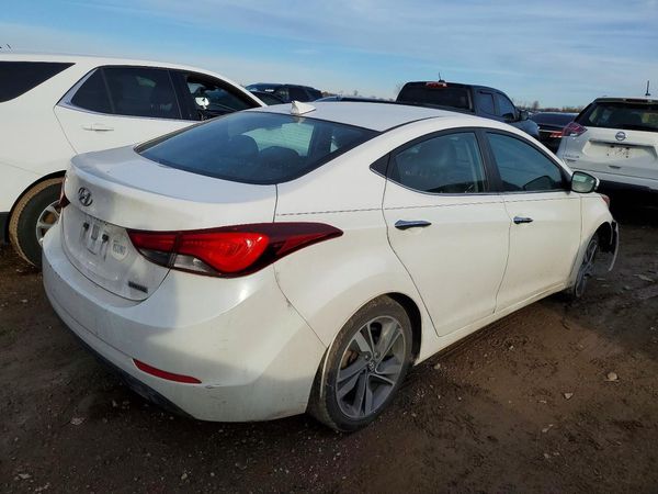 2016 HYUNDAI ELANTRA