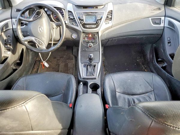 2016 HYUNDAI ELANTRA