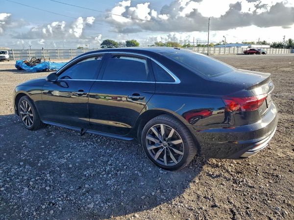 2021 AUDI A4 quattro Premium