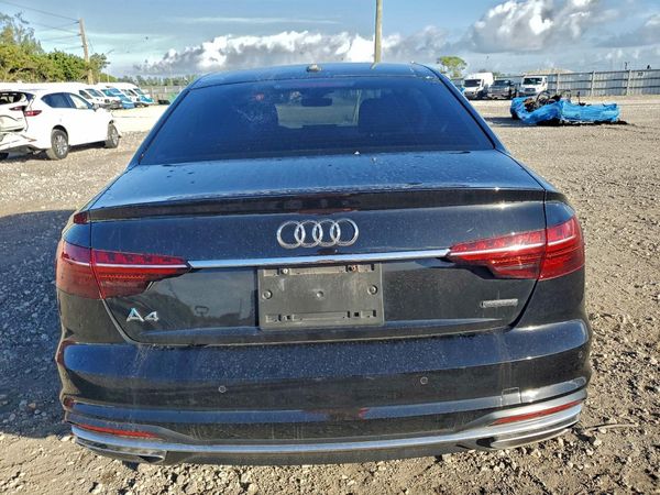 2021 AUDI A4 quattro Premium