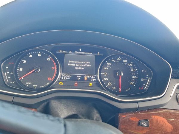 2021 AUDI A4 quattro Premium