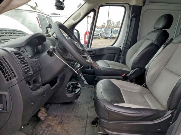 2023 RAM PROMASTER 2500 High Roof — DENT