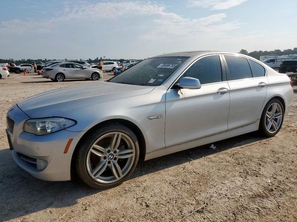 2013 BMW 528